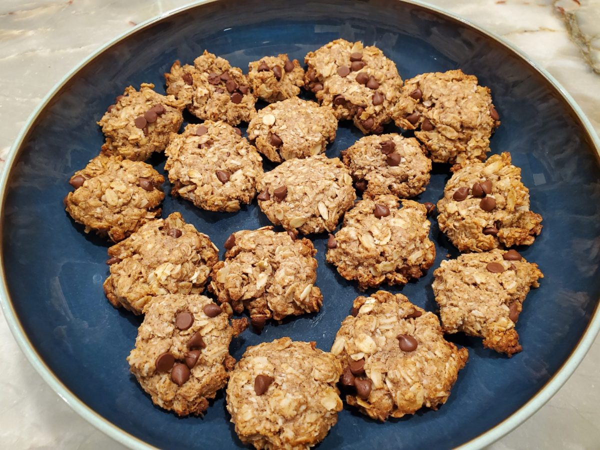 tahini chocolate chip cookies